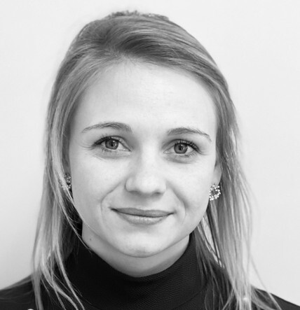 Professional portait photograph of Judy Strydom
