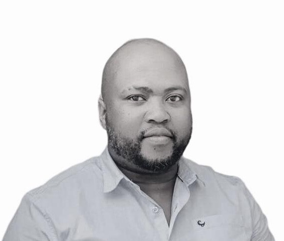 Professional portrait photograph of Ndumiso Somhlahlo