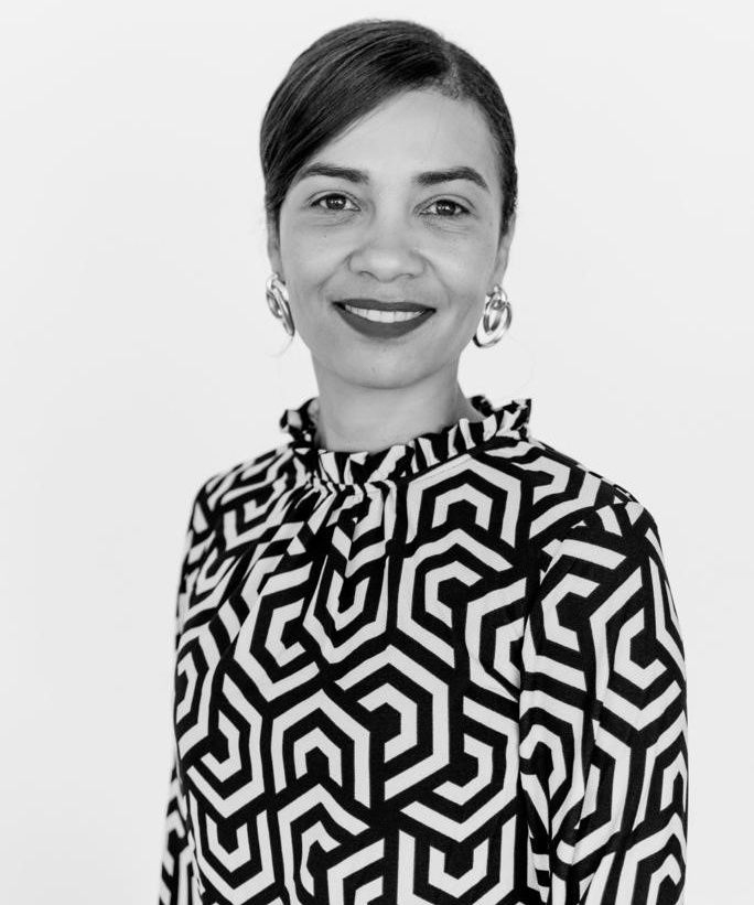 Professional portait photograph of Carmen Prinsloo