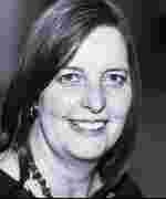 Professional portrait photograph of Mari Engelmann