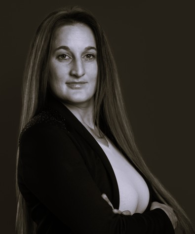 Professional portait photograph of Andrea Pieters