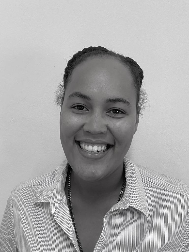 Professional portait photograph of Lindy De Lange