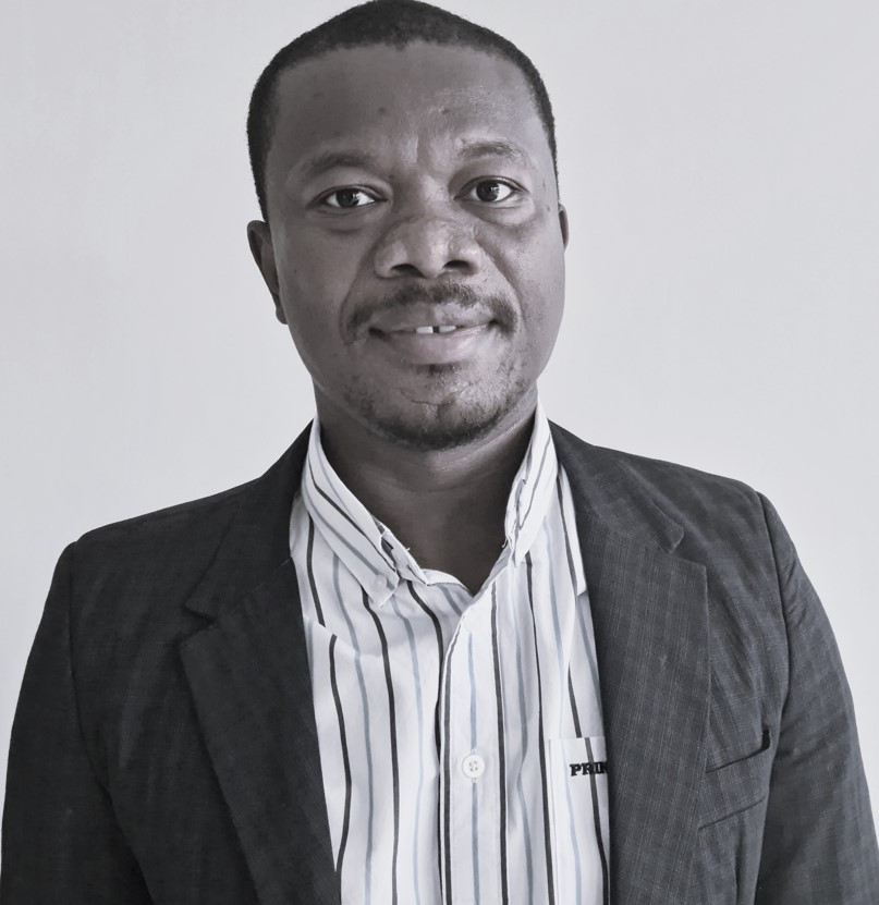 Professional portait photograph of Bismark Aidoo