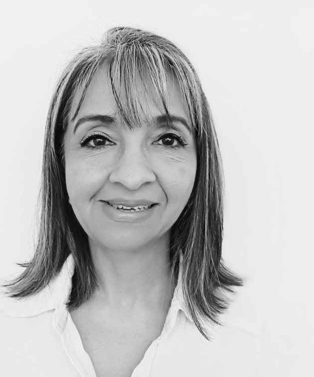 Professional portait photograph of Luette Easthorpe