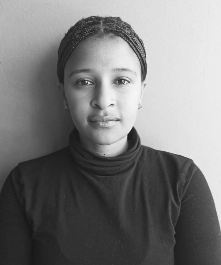 Professional portait photograph of Zandile Hlazo