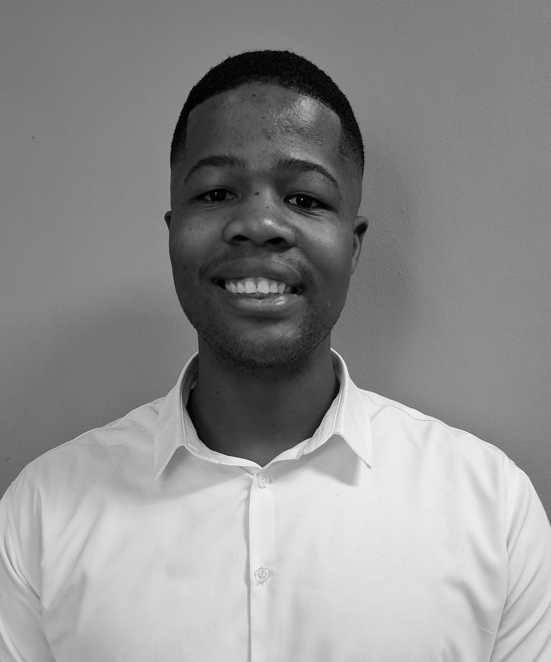 Professional portait photograph of Songo Mahlakahlaka