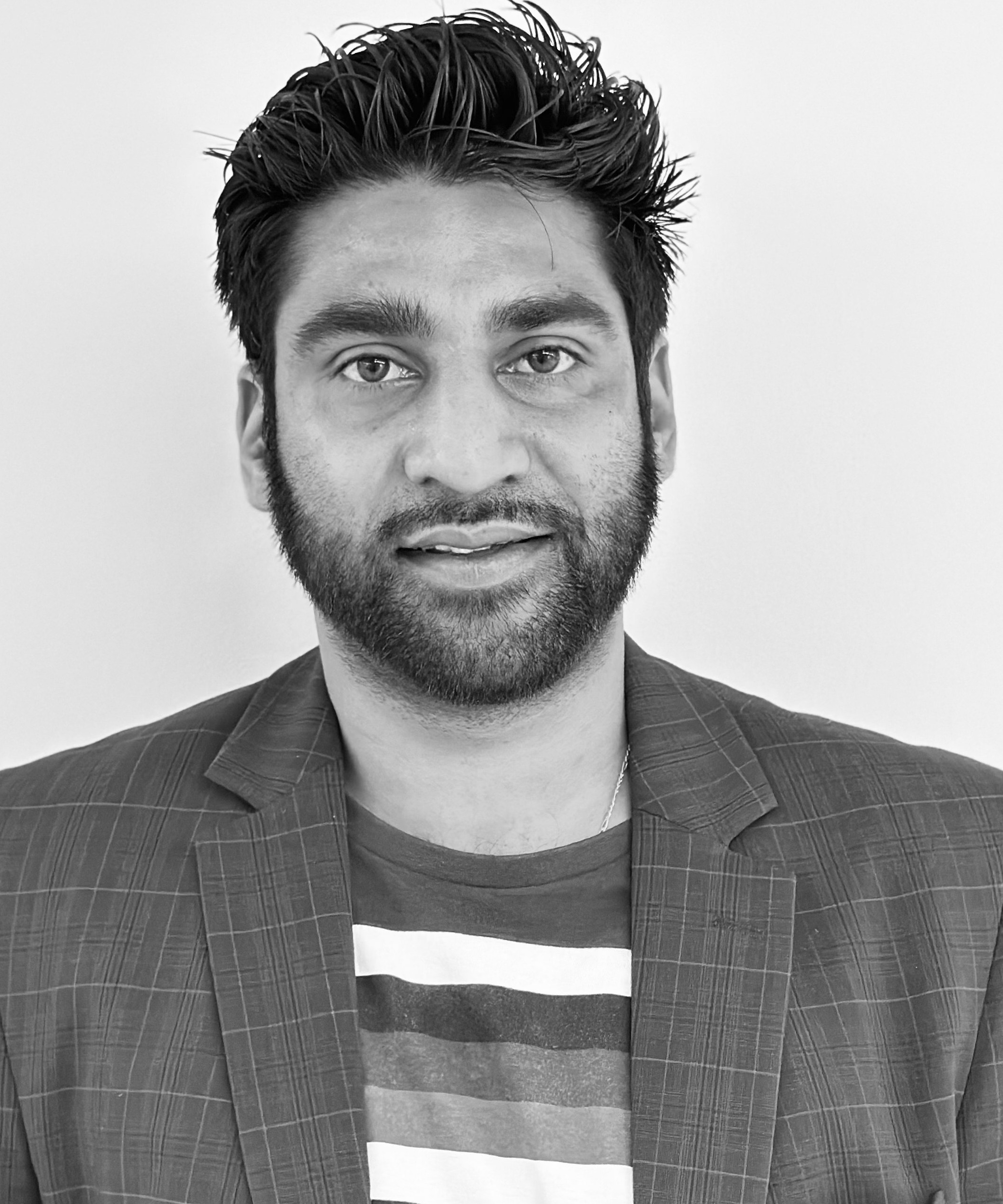 Professional portait photograph of Wayne Reddy