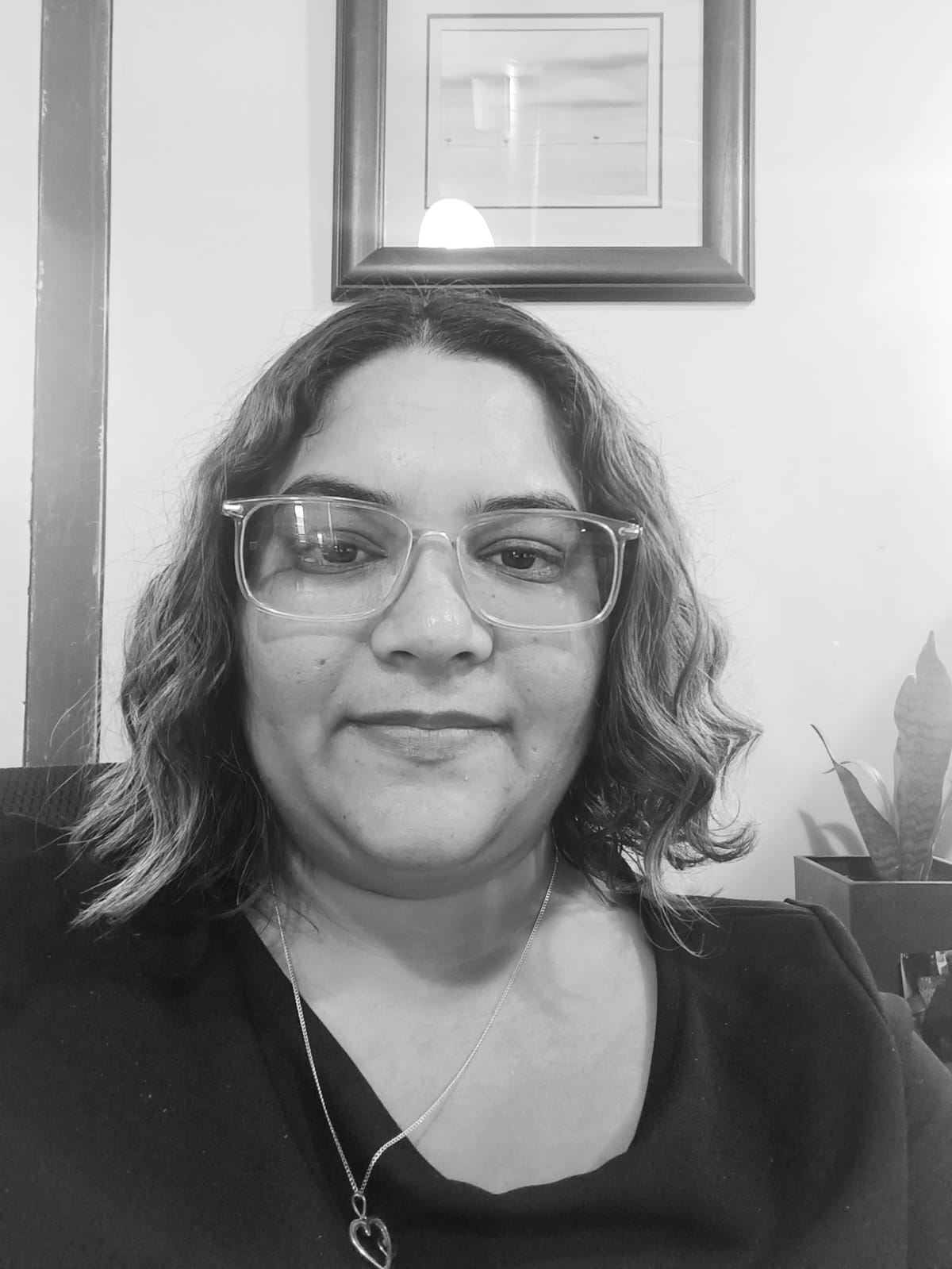 Professional portait photograph of Sue-Nell Dawson