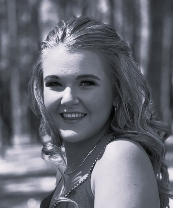 Professional portait photograph of Anika de Beer