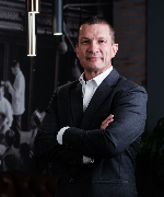 Professional portait photograph of Handre Janse van Rensburg