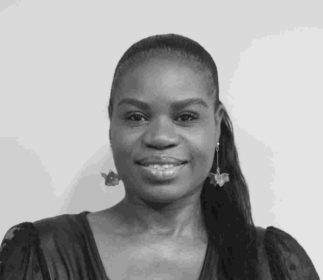 Professional portait photograph of Bessy Maake