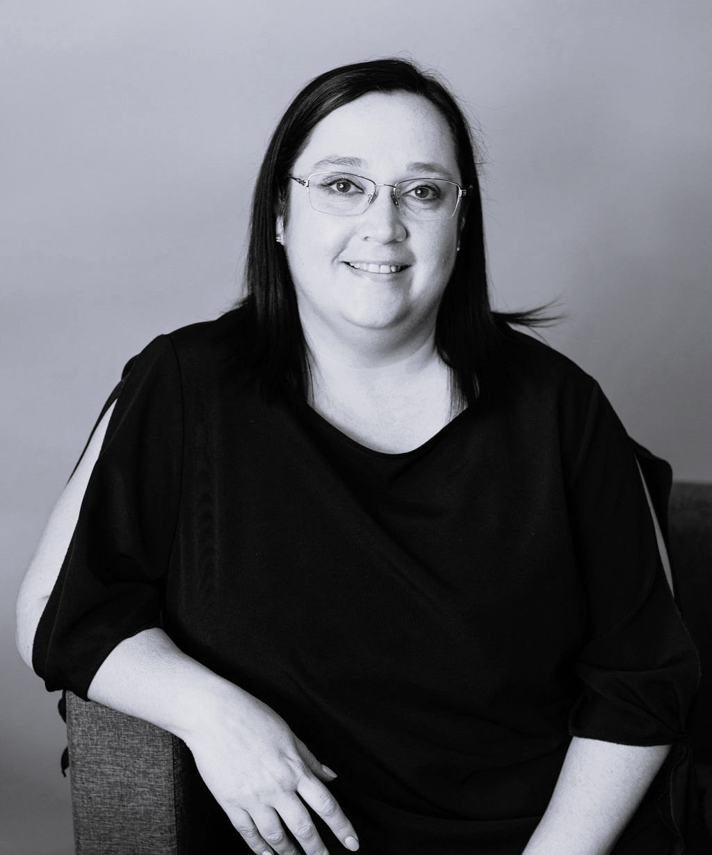 Professional portait photograph of Naomi Tait