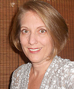 Professional portait photograph of Lynn Joubert