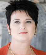 Professional portrait photograph of Louise Dipaola