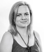 Professional portait photograph of Lindie Marx