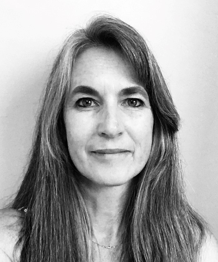 Professional portait photograph of Maria Richardson